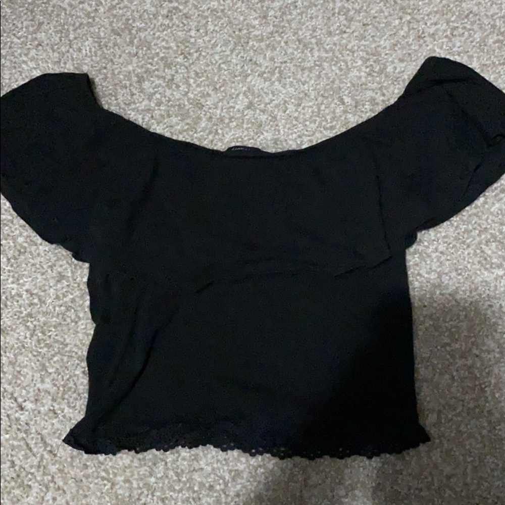 Off shoulder crop top